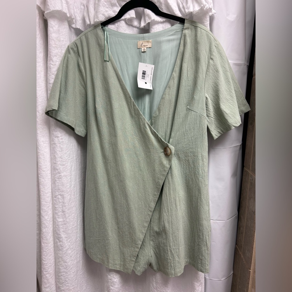 Sage green romper! Never worn!